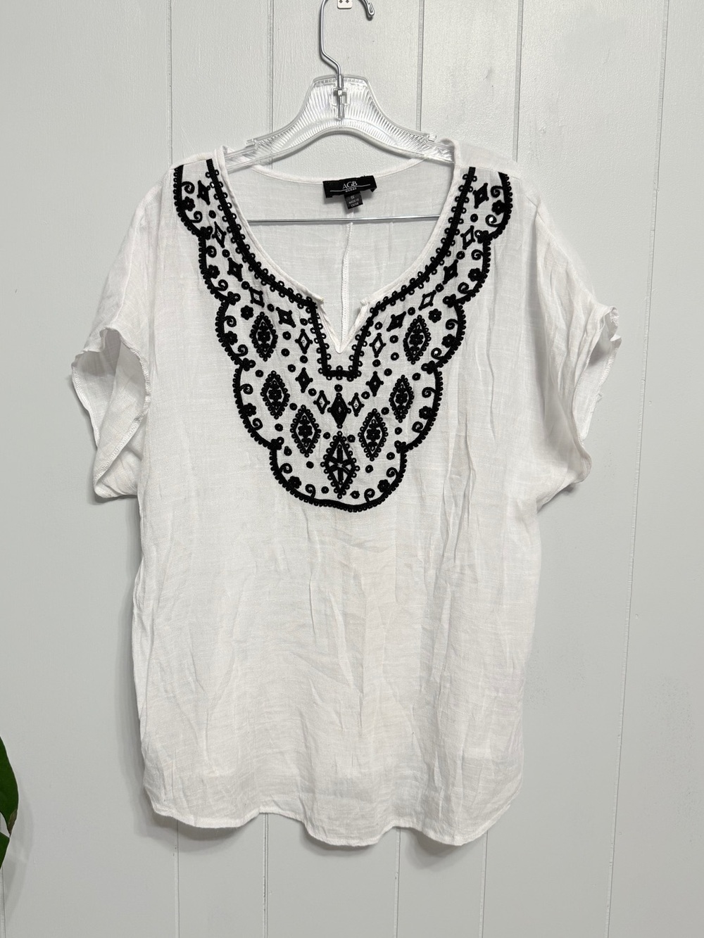 #14) AGB White Tunic Top with Black Embroidered Yoke